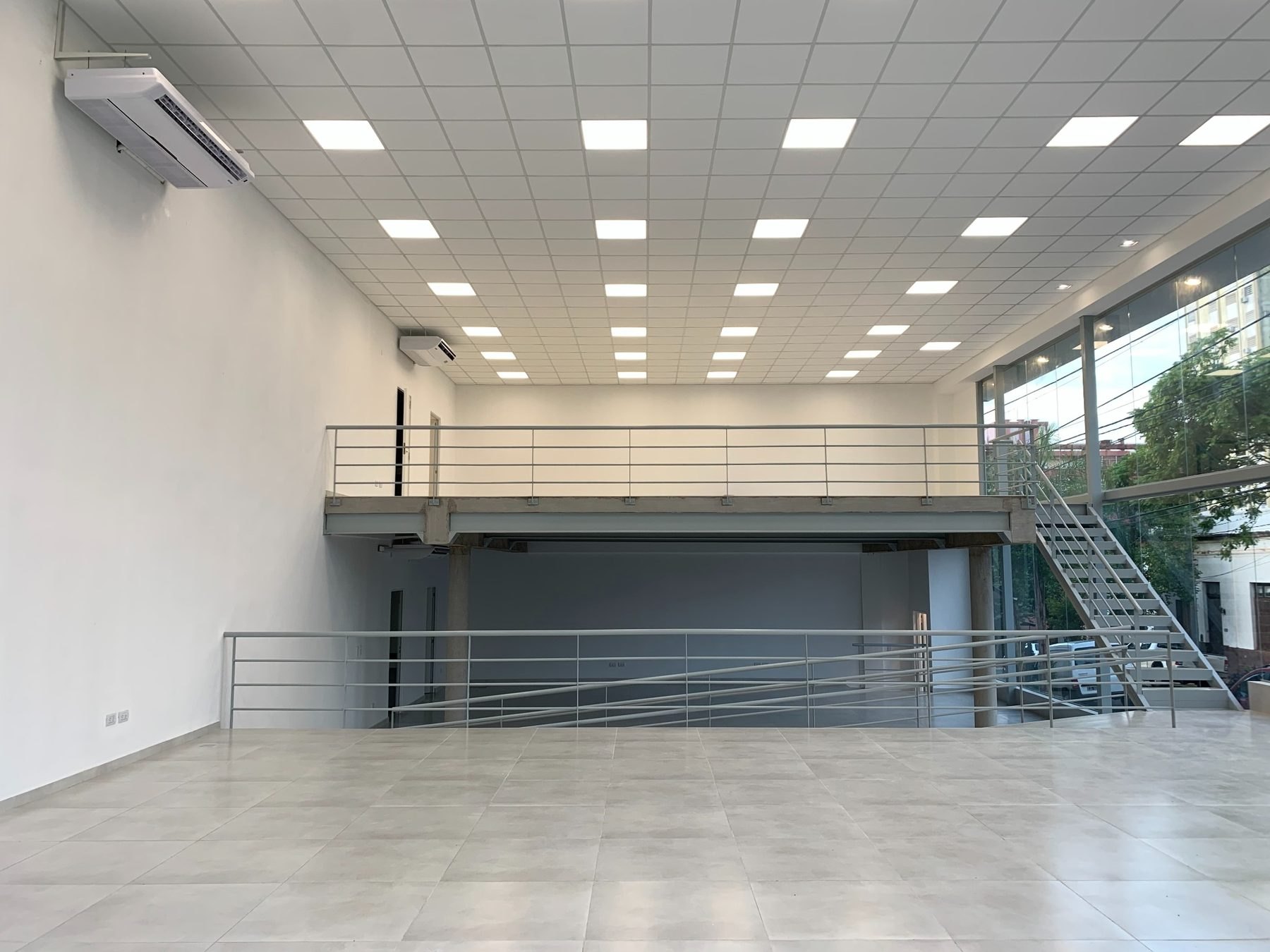 Local comercial — San Martín y 3 de Febrero — imagen 6